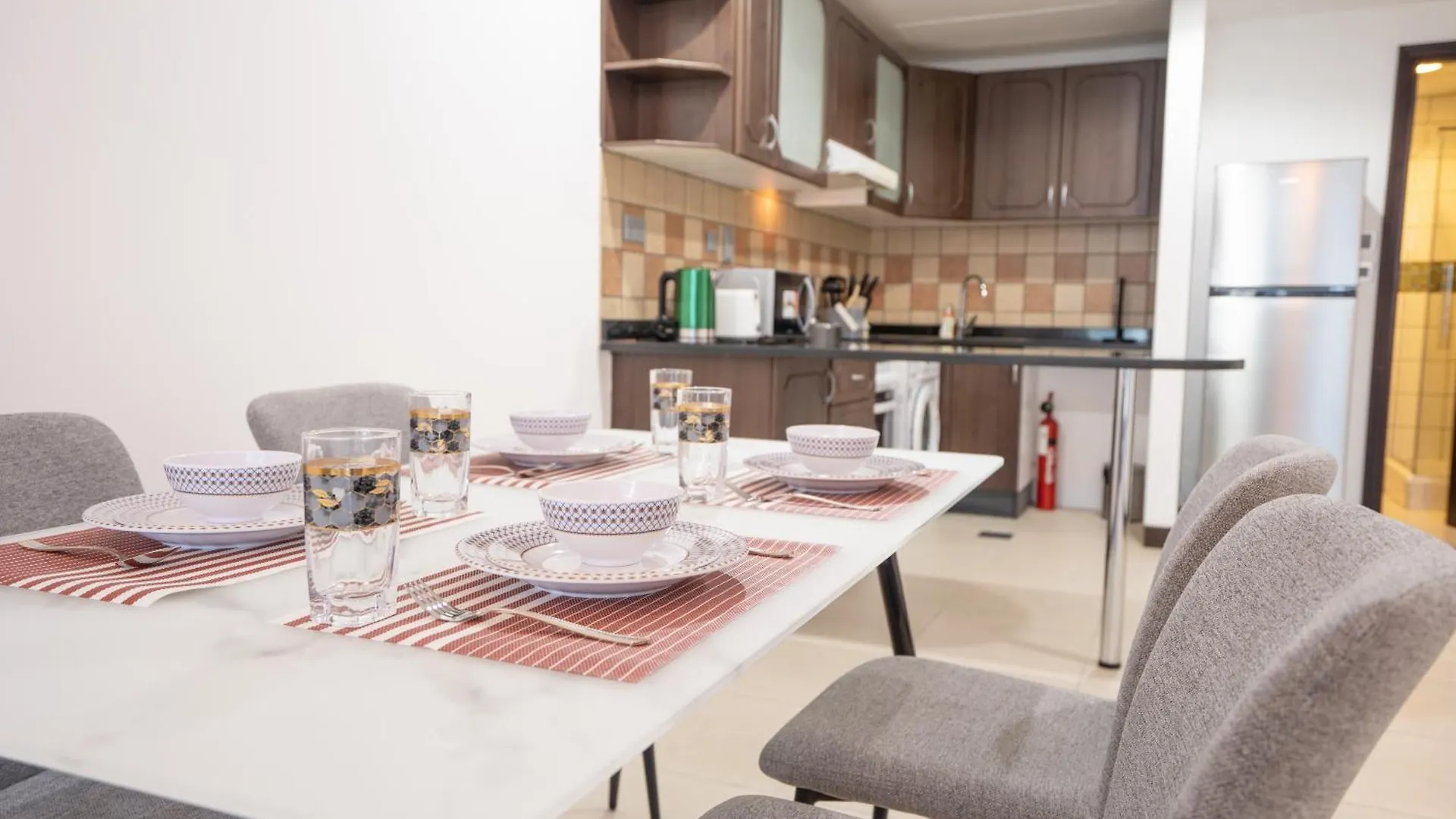 1Br Apt Near Metro Jlt Pool Gym Fast Wi-Fi Dubaj Apartmán